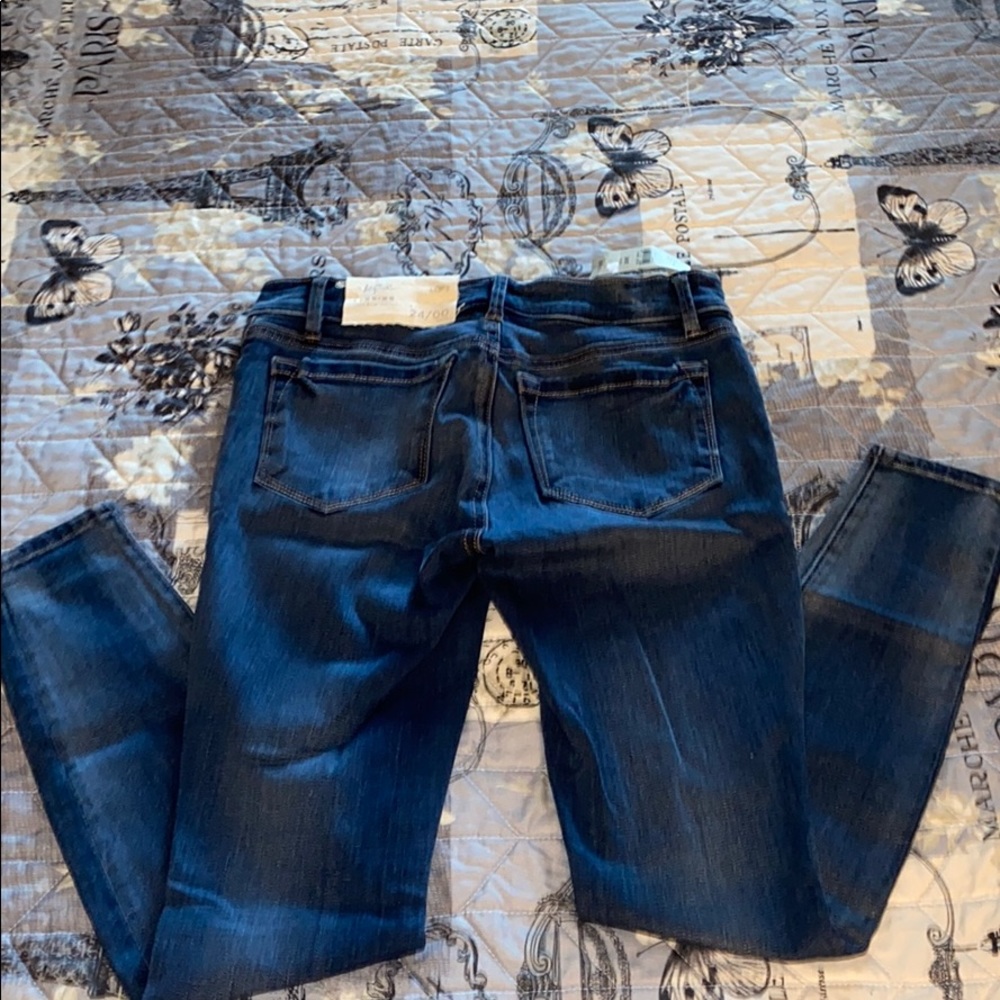 ANN TAYLOR LOFT *ONE DAY SALE*